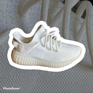 YEEZY